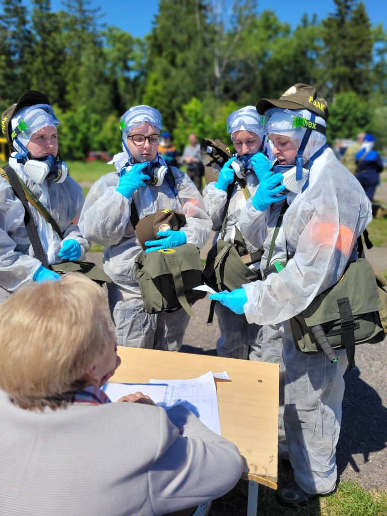 24.05.2024 участники санитарного звена нашего Центра приняли участие в  ежегодных соревнованиях санитарных формирований гражданской обороны  организаций Первомайского района г.Минска.